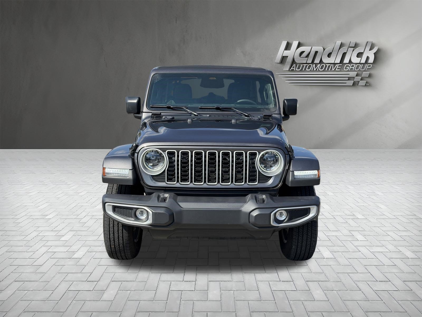 Used 2026 Jeep Wrangler Unlimited Sahara AWD/4WD image 3