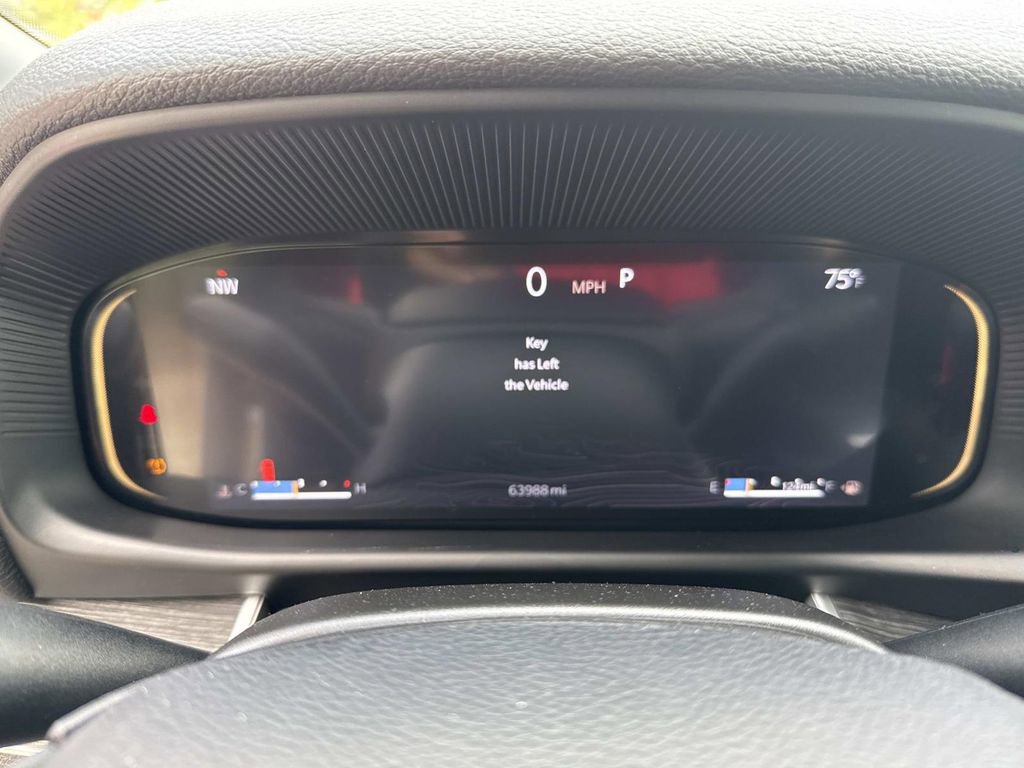 Used 2024 Jeep Wagoneer L Series II image 43