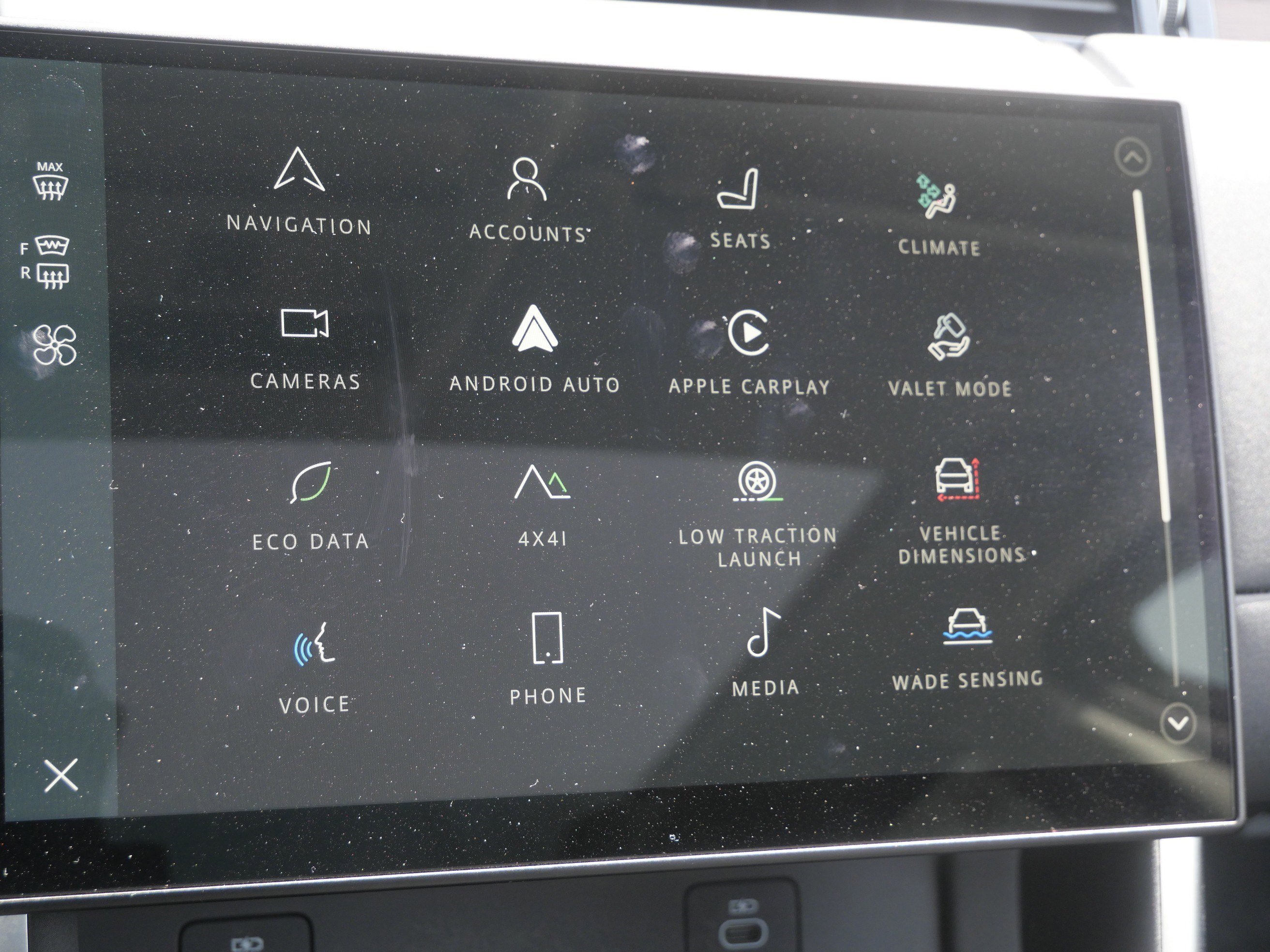 Certified 2024 Land Rover Discovery Sport S image 32