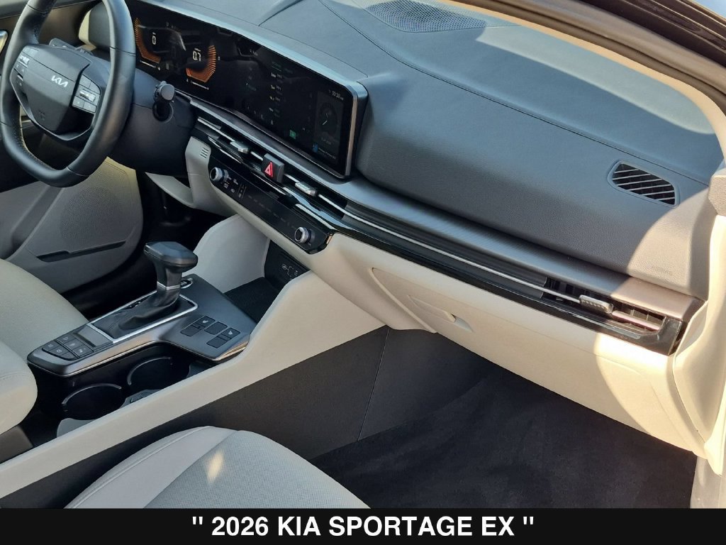 Used 2026 Kia Sportage EX w/ EX Panorama Roof Package FWD image 31