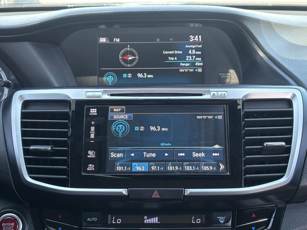 Used 2016 Honda Accord Touring image 20