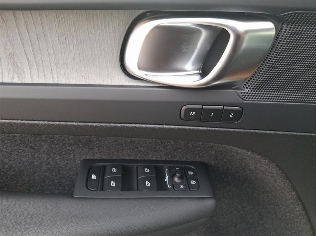 New 2025 Volvo XC40 B5 Plus w/ Protection Package Premier image 9