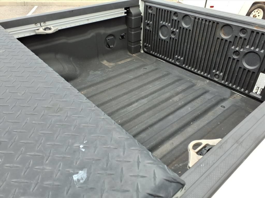 Used 2023 Nissan Frontier SV AWD/4WD image 16