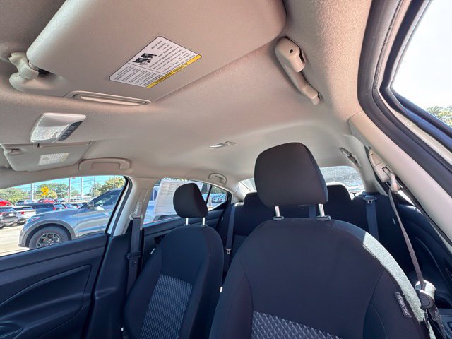 Used 2021 Nissan Versa S FWD image 26