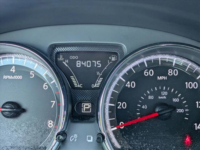 Used 2019 Nissan Versa SV FWD image 11