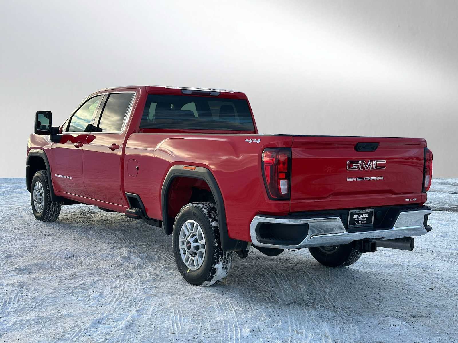 New 2026 GMC Sierra 2500 SLE image 5
