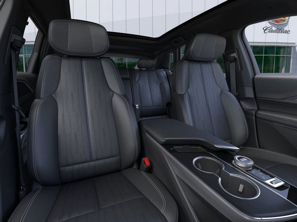 New 2025 Cadillac Lyriq Luxury image 16