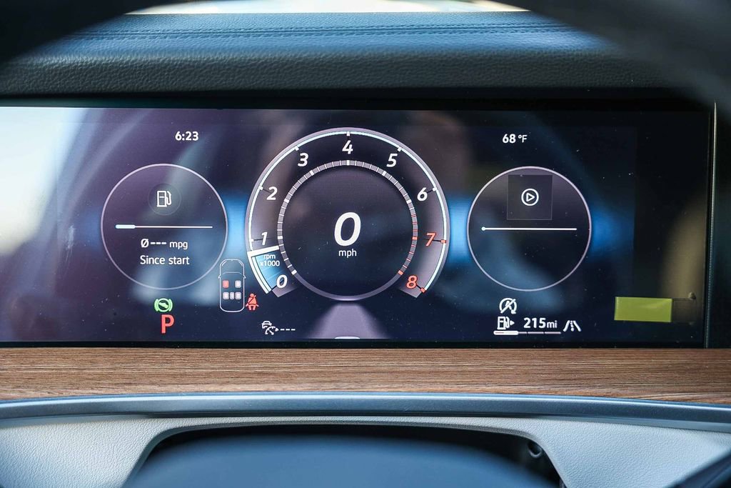 New 2026 Volkswagen Tiguan SEL R-Line image 34