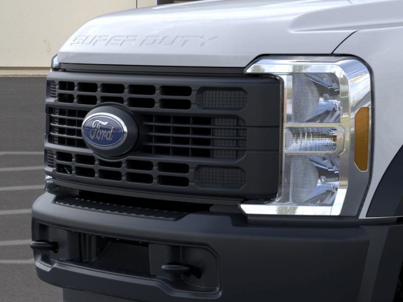 New 2026 Ford F550 4x4 Crew Cab image 17