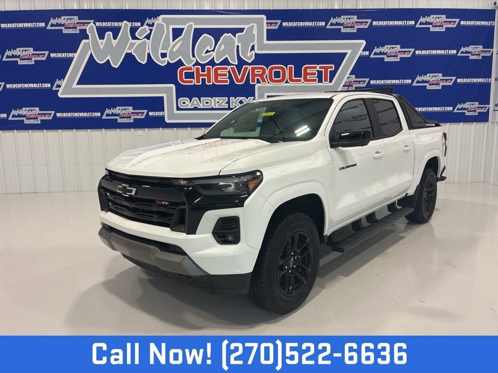 New 2025 Chevrolet Colorado Z71 w/ Midnight Edition AWD/4WD video 1