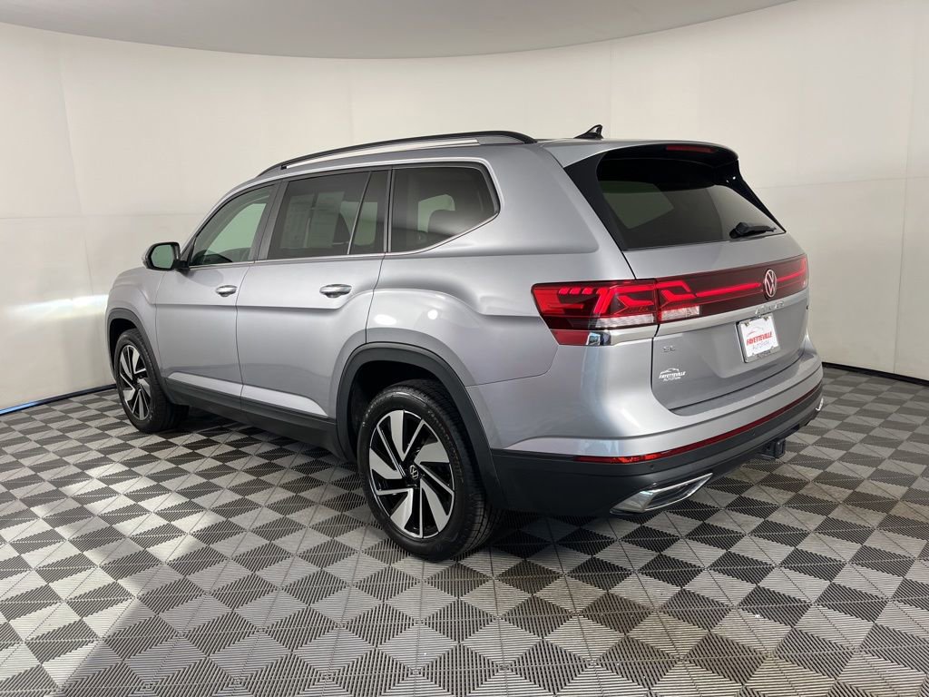 Used 2024 Volkswagen Atlas SE image 16