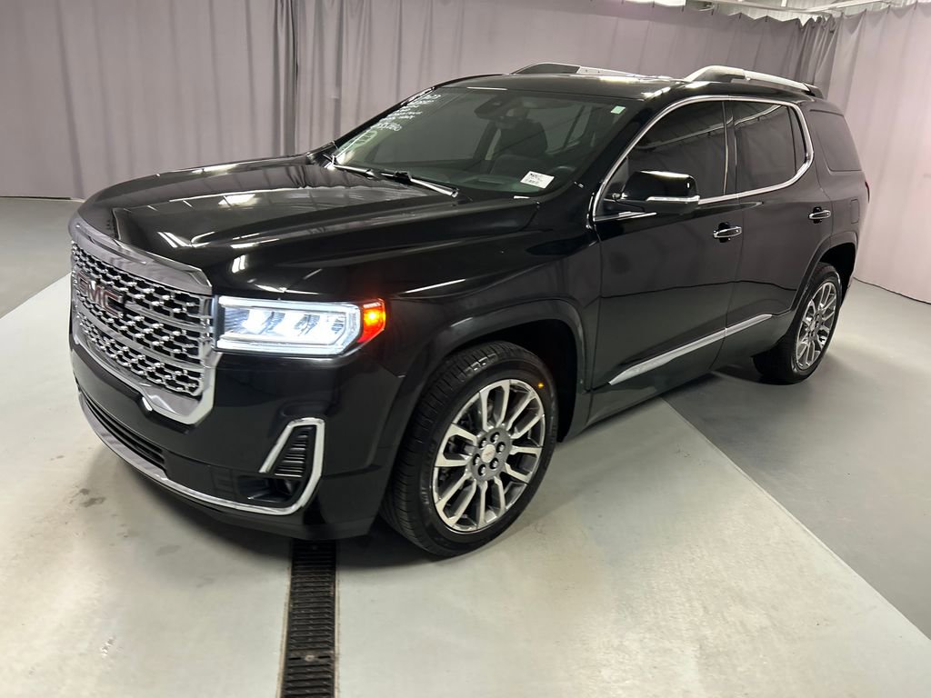 Used 2023 GMC Acadia Denali w/ Denali Ultimate Package image 3