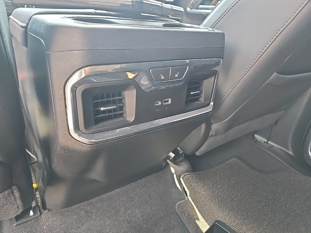 Used 2024 Chevrolet Silverado 3500 High Country w/ High Country Premium Package AWD/4WD image 18