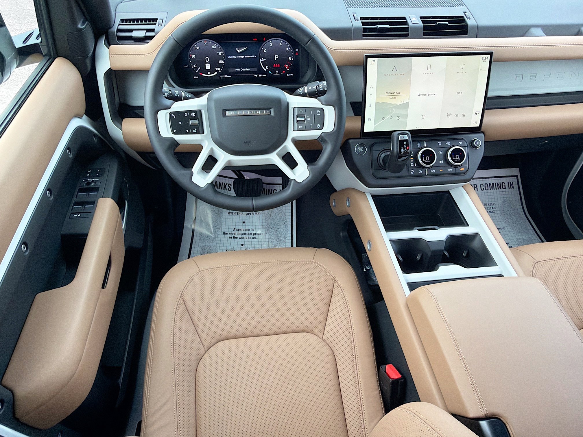 New 2026 Land Rover Defender 110 X-Dynamic SE AWD/4WD image 17