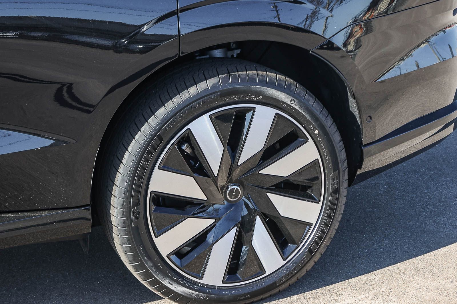 New 2026 Volvo EX90 Plus image 10