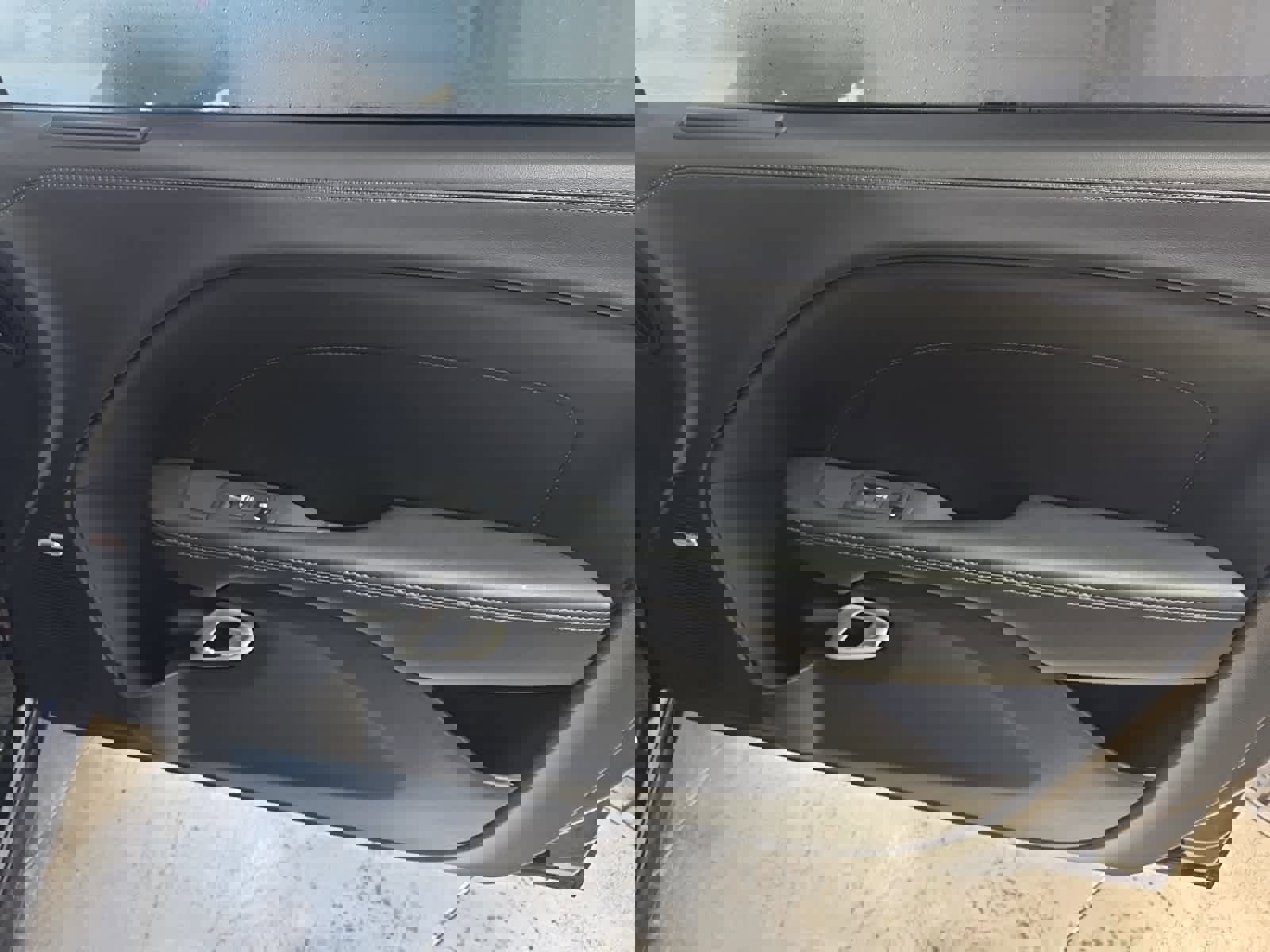 Used 2023 Dodge Challenger GT w/ Plus Package image 19