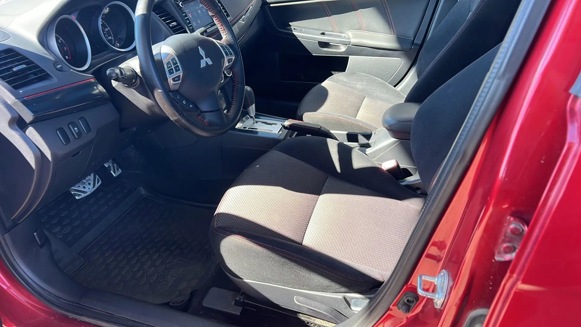 Used 2017 Mitsubishi Lancer LE image 36