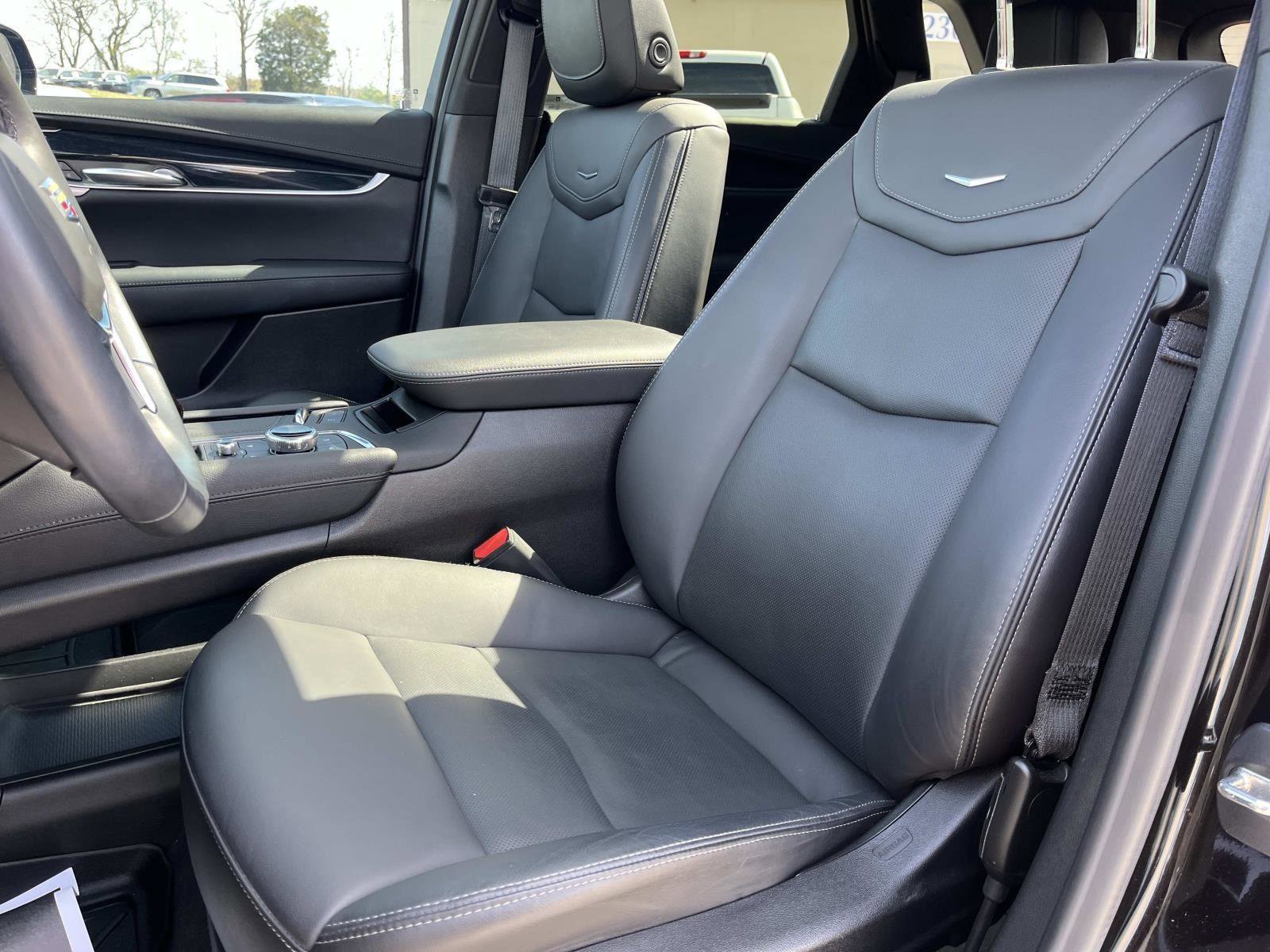 Used 2024 Cadillac XT5 Premium Luxury w/ Technology Package image 23