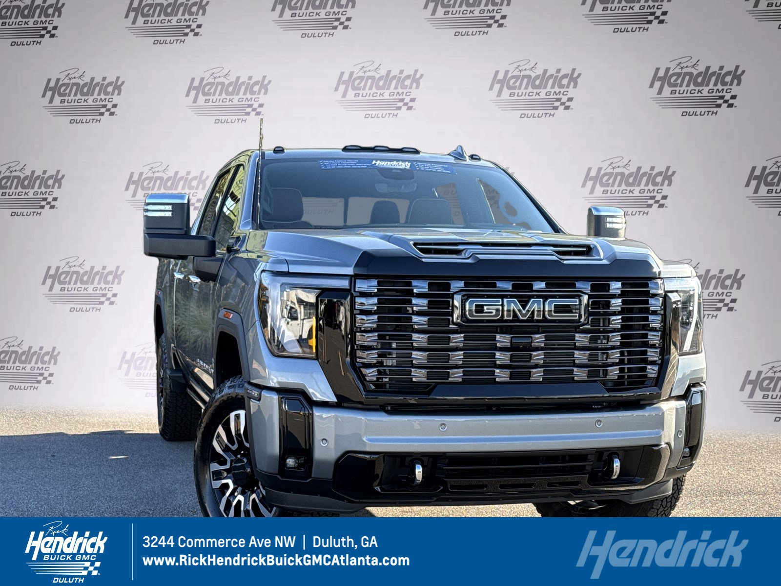 Used 2025 GMC Sierra 2500 Denali Ultimate image 1