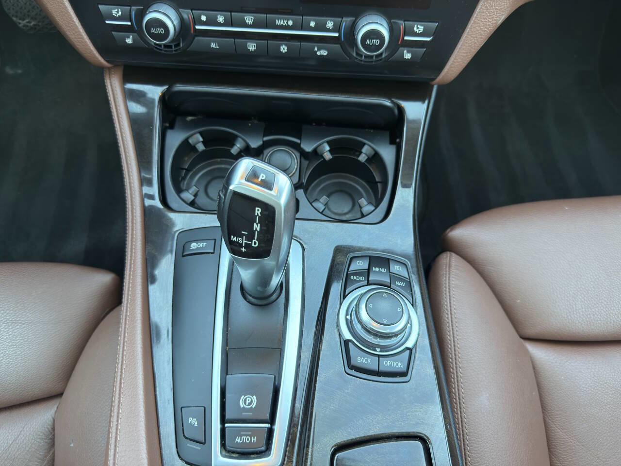 Used 2011 BMW 528i Sedan RWD image 21