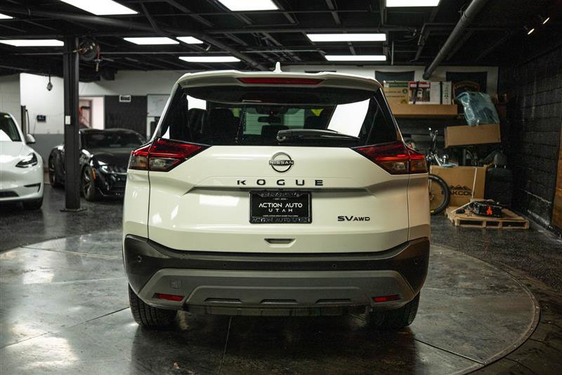 Used 2022 Nissan Rogue SV image 6