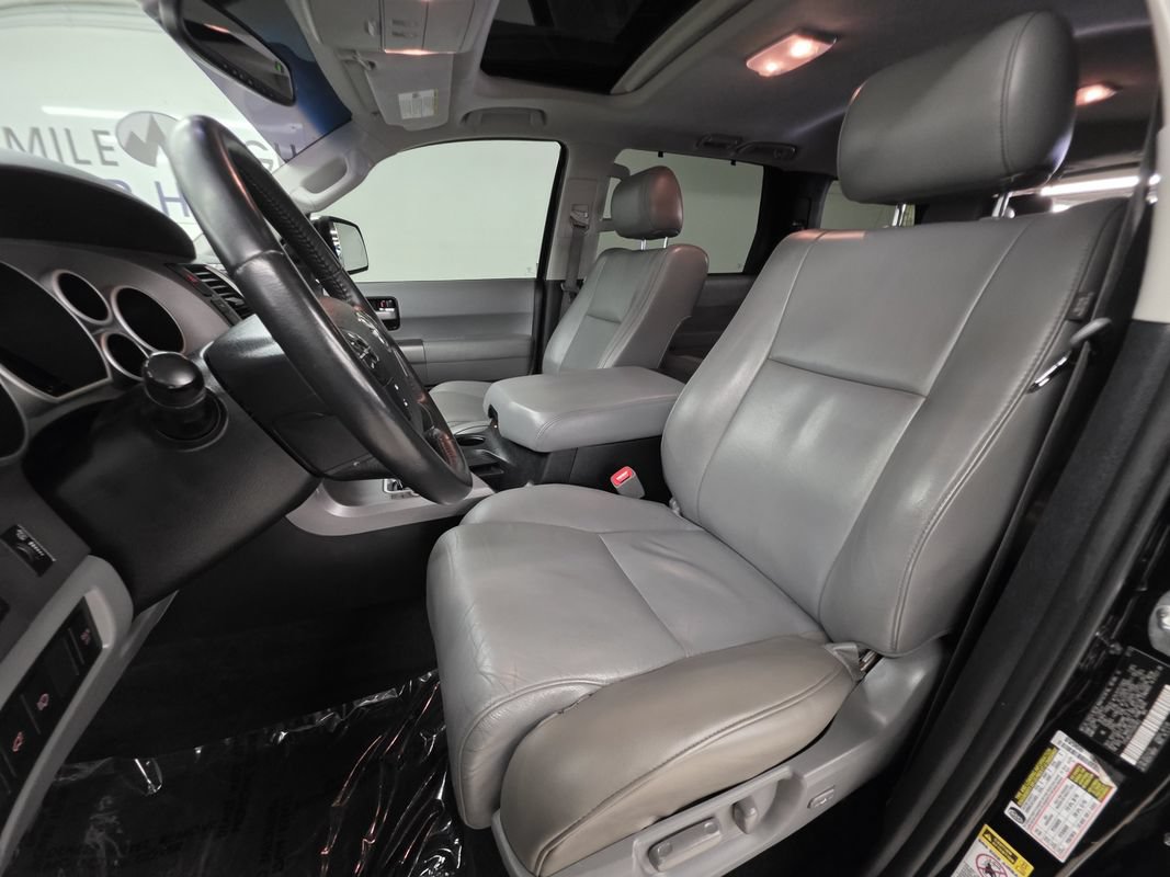 Used 2013 Toyota Sequoia Limited AWD/4WD image 20