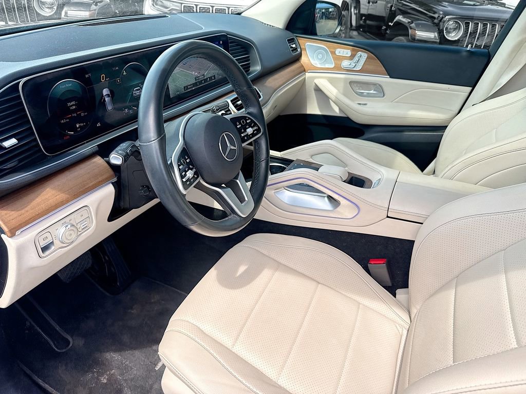 Used 2021 Mercedes-Benz GLE 350 w/ 3rd Row Seat Package image 25