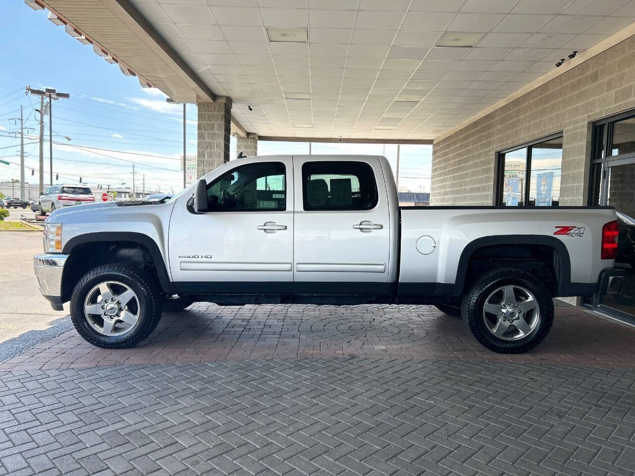 Used 2012 Chevrolet Silverado 2500 LTZ w/ LTZ Plus Package AWD/4WD image 7