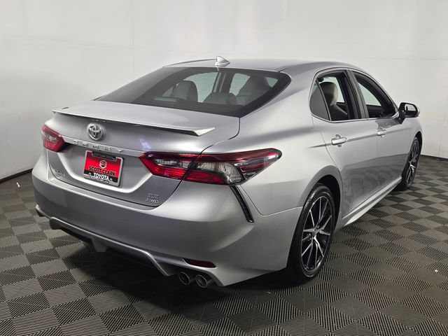 Used 2023 Toyota Camry SE AWD/4WD image 8