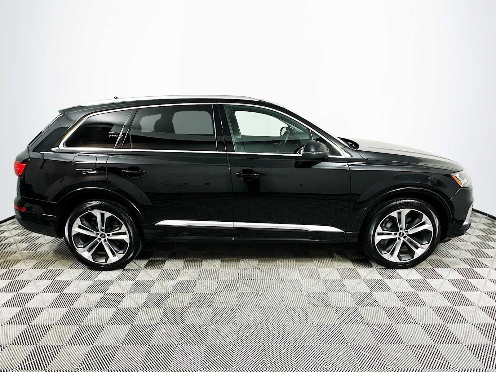 Certified 2023 Audi Q7 3.0T Premium Plus w/ Premium Plus Package AWD/4WD image 8