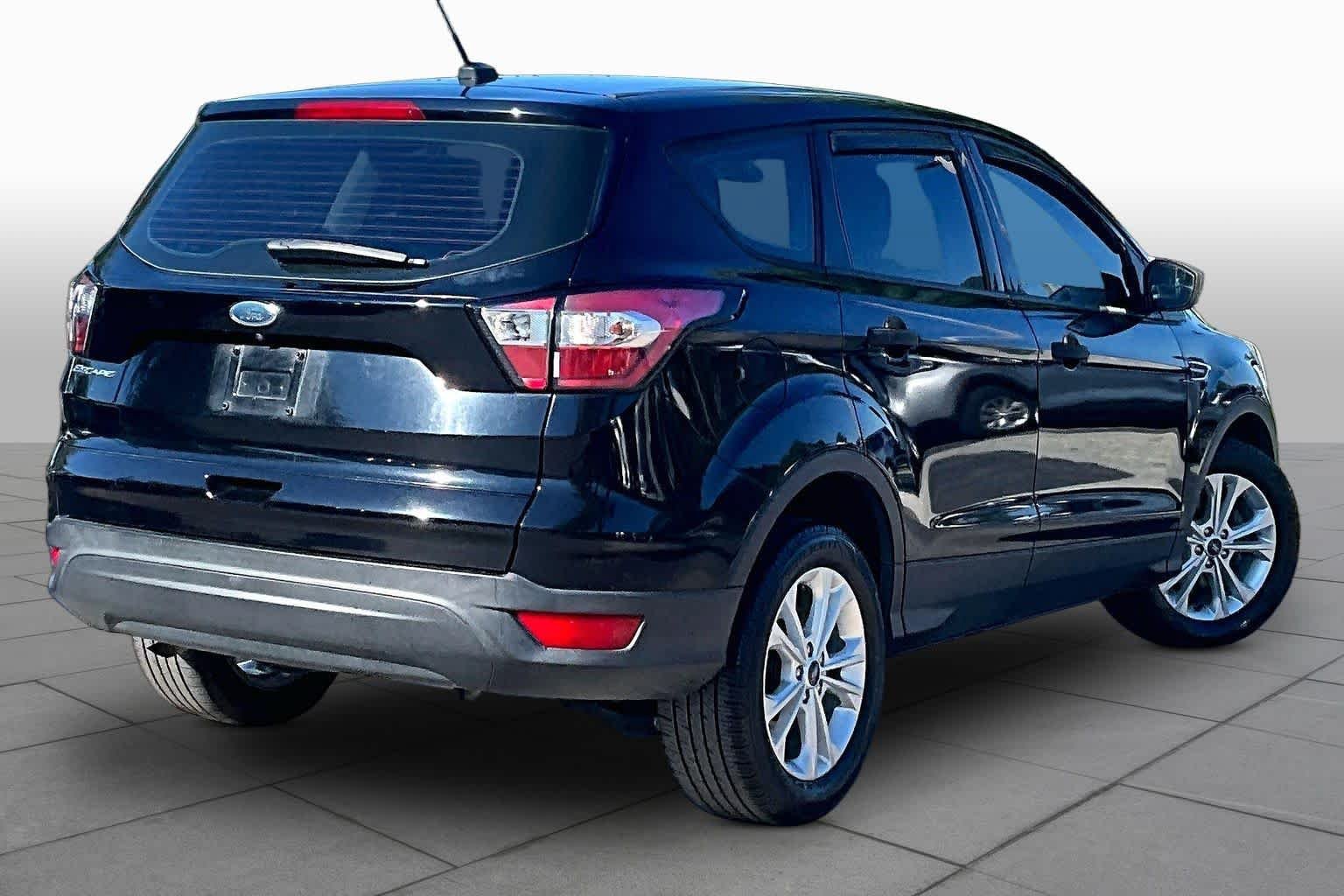 Used 2018 Ford Escape S FWD image 21