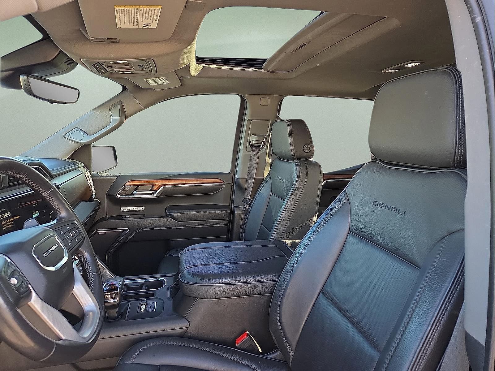 Used 2023 GMC Sierra 1500 Denali w/ Denali Reserve Package image 13