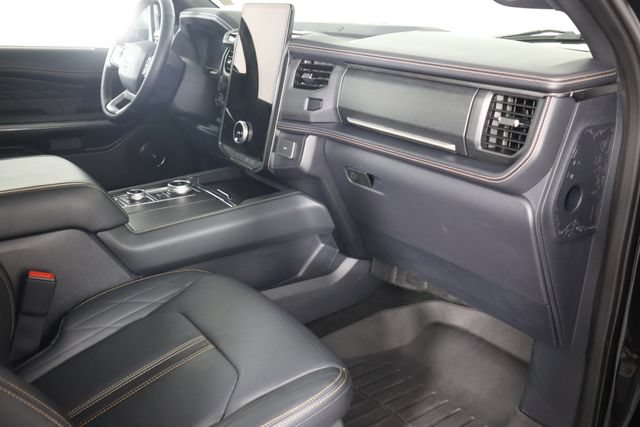 Used 2023 Ford Expedition Platinum AWD/4WD image 70