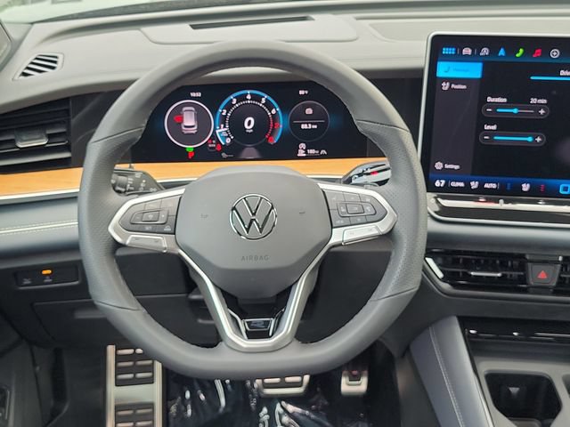 New 2026 Volkswagen Tiguan SEL R-Line AWD/4WD image 13