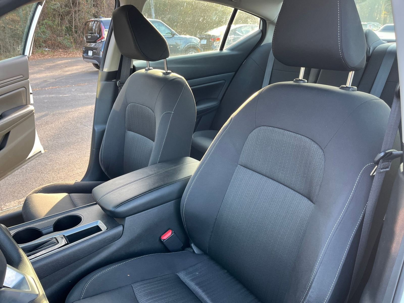 Used 2025 Nissan Altima 2.5 SV image 35