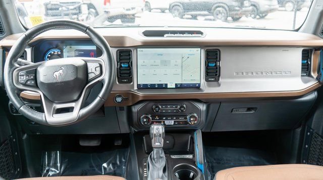 Used 2023 Ford Bronco Outer Banks image 15