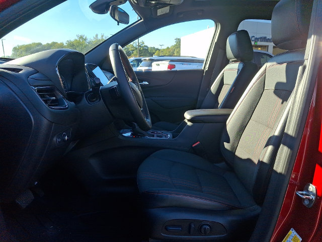 Used 2023 Chevrolet Equinox RS FWD image 14
