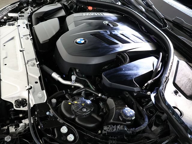 Used 2026 BMW 330i xDrive Sedan AWD/4WD image 39
