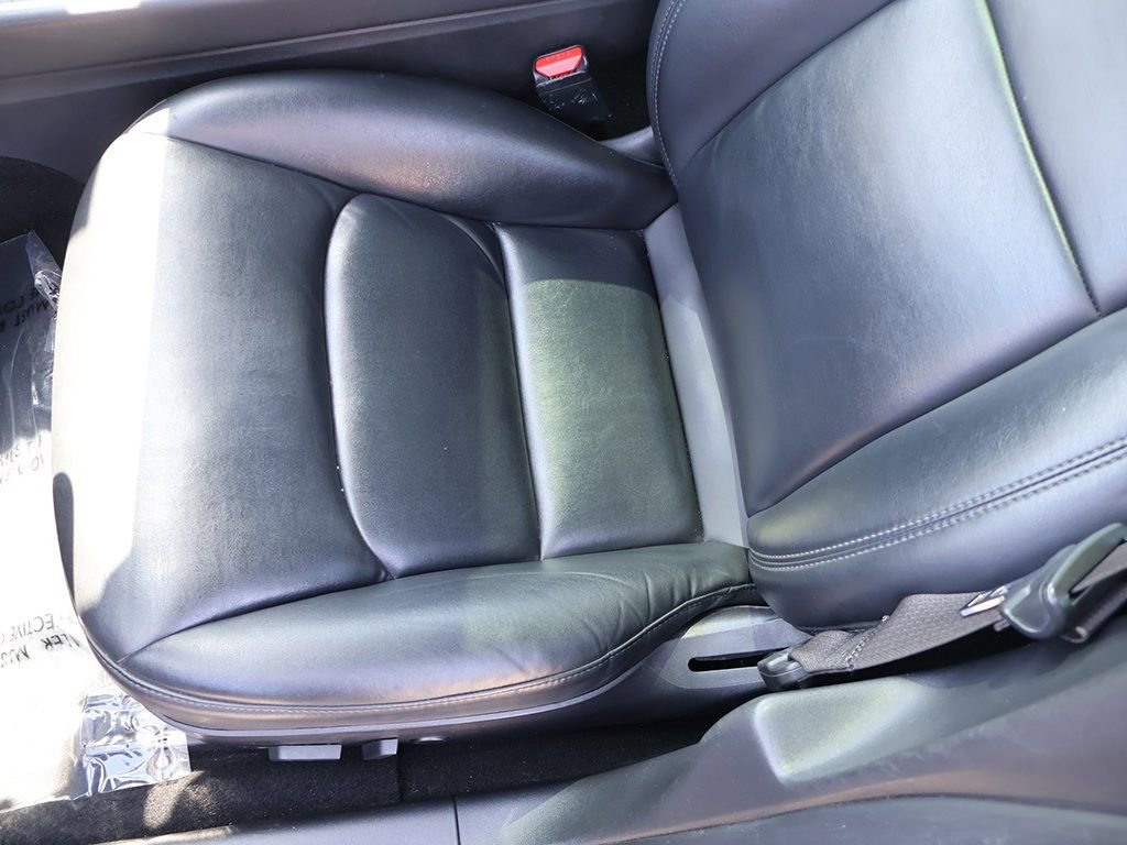 Used 2018 Tesla Model 3 Performance image 27