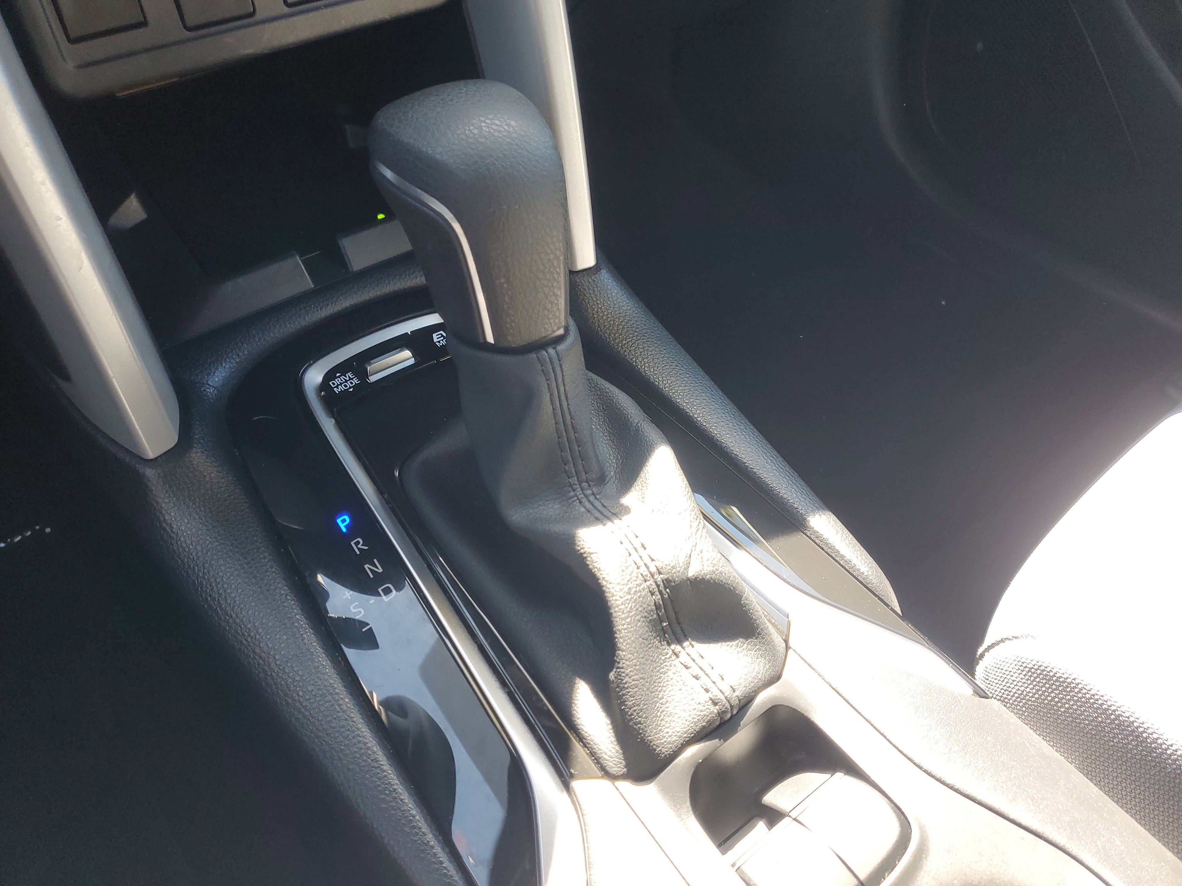 Certified 2024 Toyota Corolla Cross SE image 29