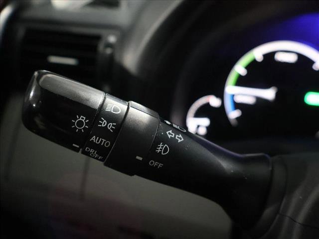 Used 2012 Lexus RX 450h AWD w/ Premium Pkg image 16