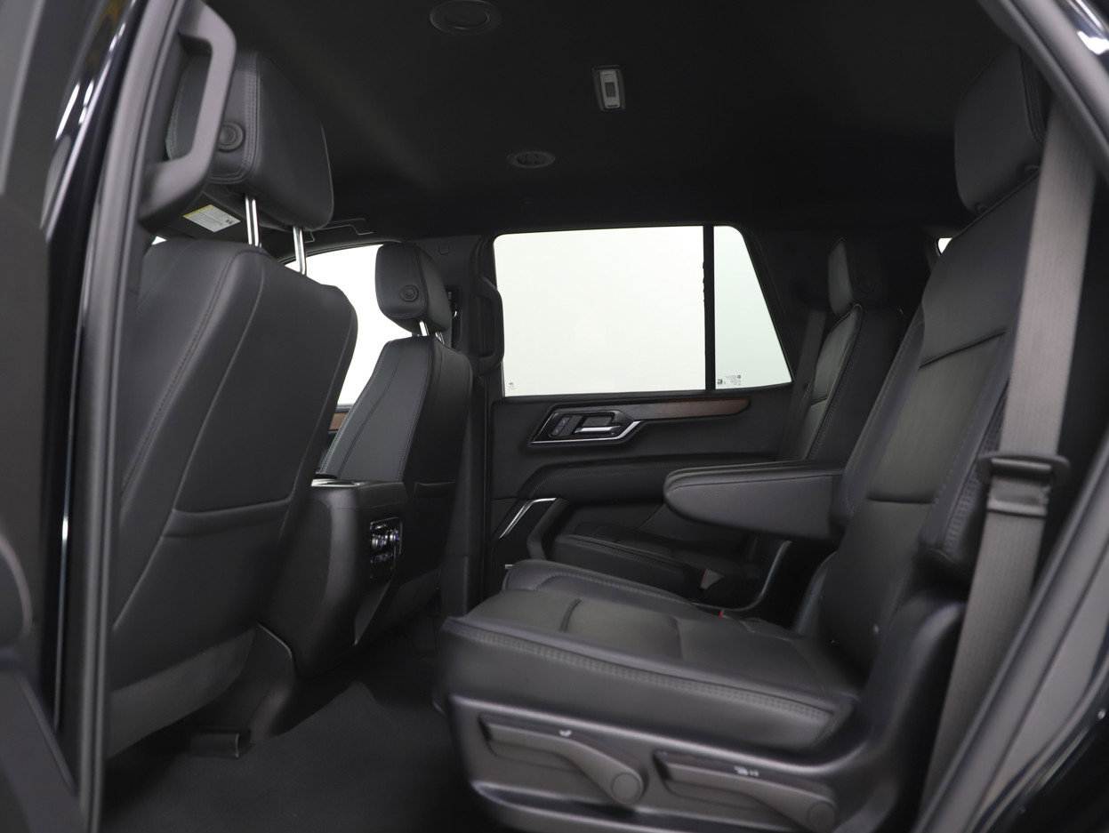 Used 2025 GMC Yukon Denali AWD/4WD image 22