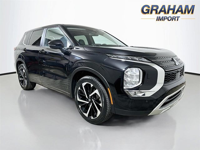 Used 2024 Mitsubishi Outlander SE