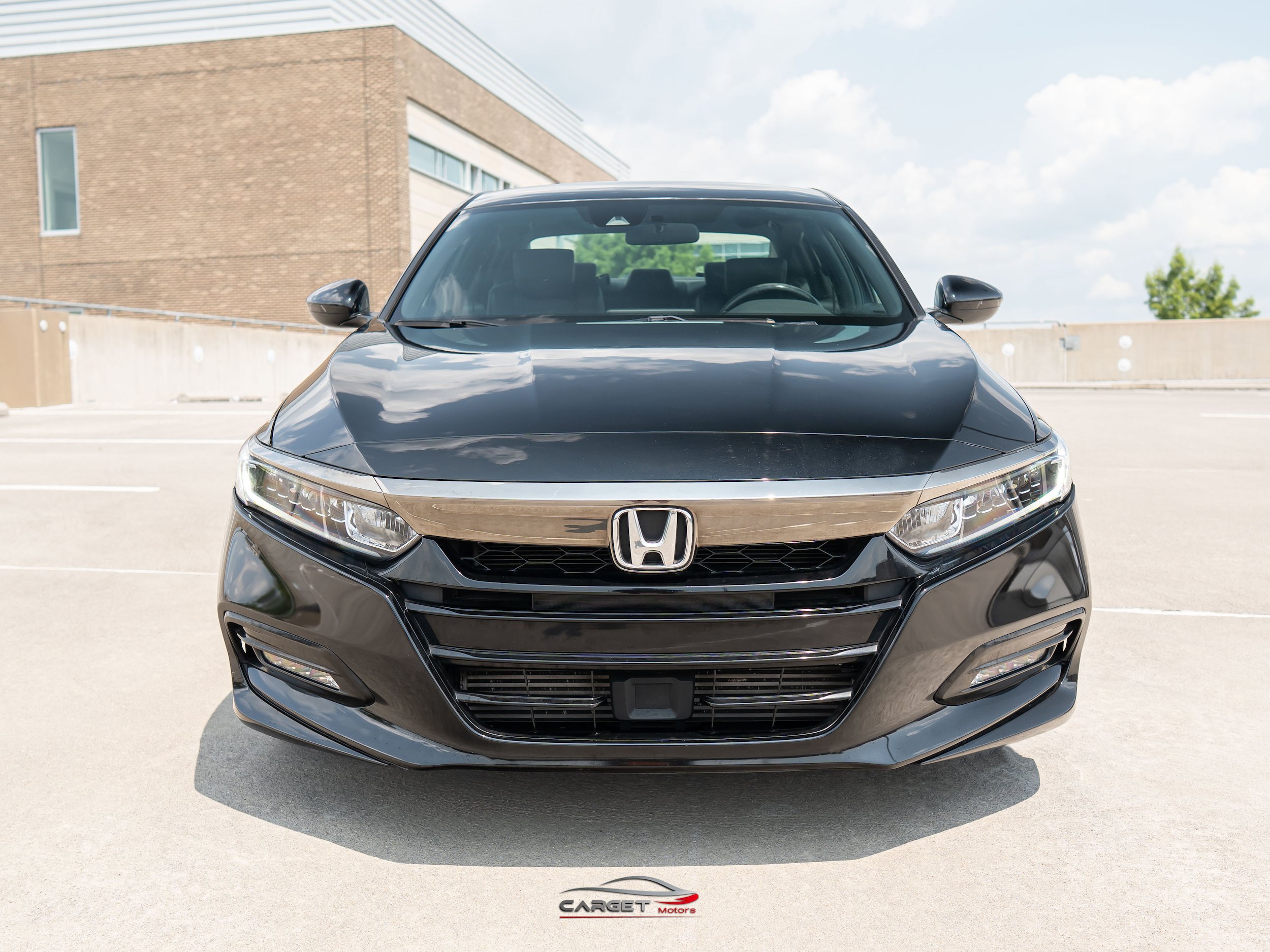 Used 2019 Honda Accord Sport image 2
