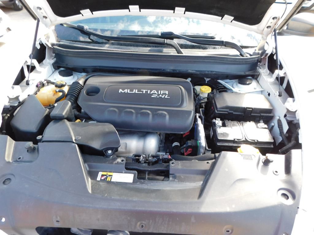 Used 2017 Jeep Cherokee Sport w/ Cold Weather Group FWD image 10