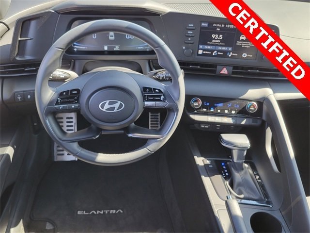 Certified 2025 Hyundai Elantra Sport image 4
