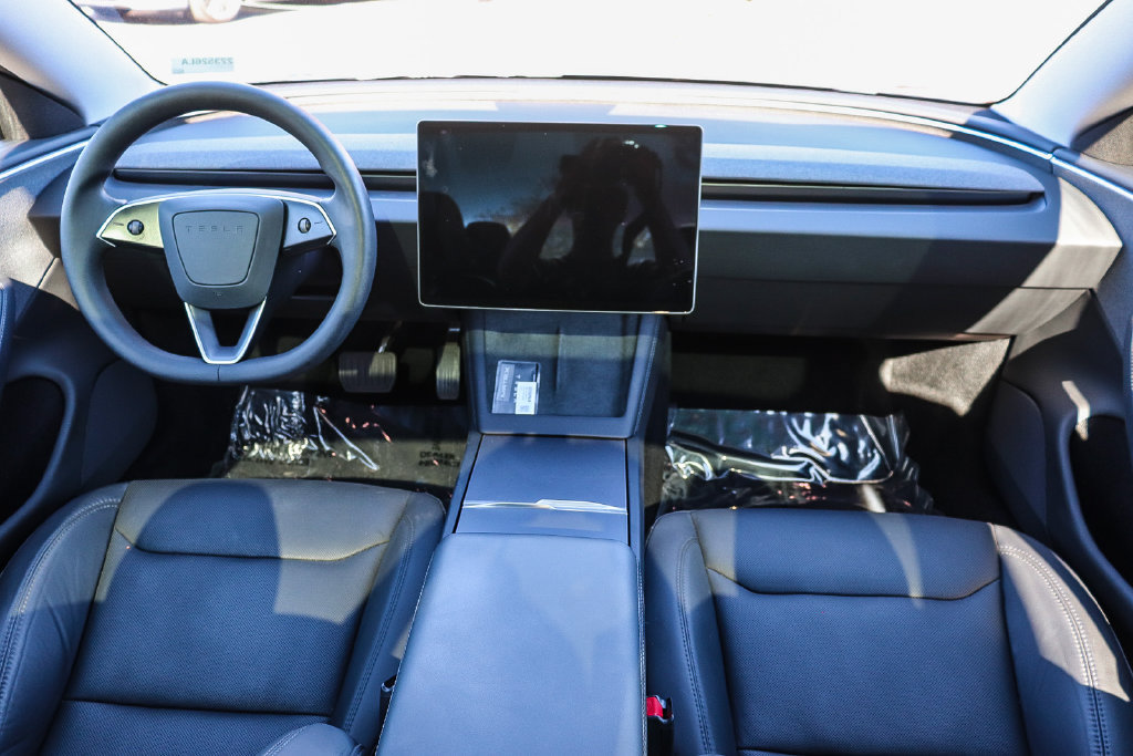 Used 2024 Tesla Model 3 Standard Range RWD image 12