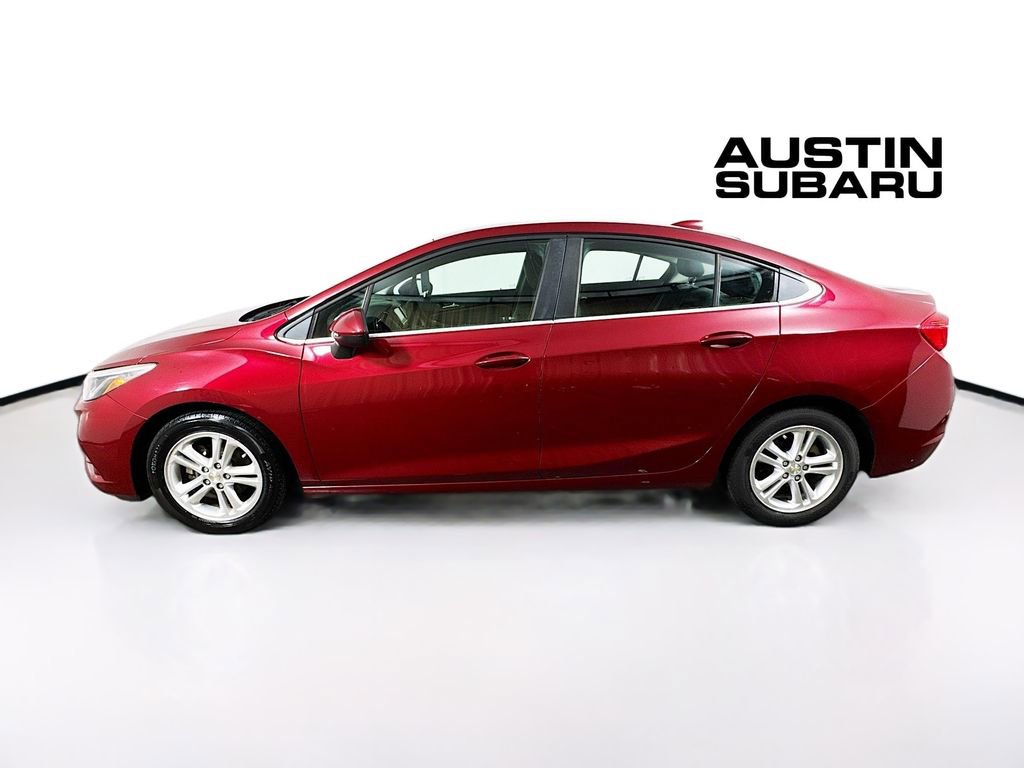 Used 2018 Chevrolet Cruze LT image 4