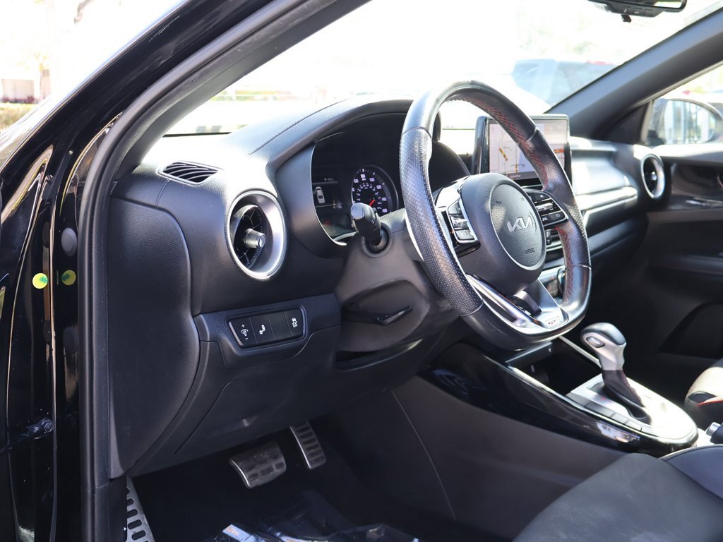 Used 2022 Kia Forte GT image 25