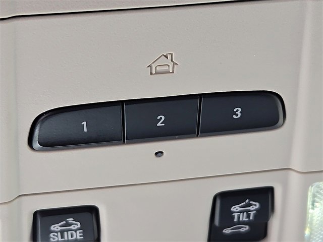 Used 2023 GMC Acadia Denali w/ Denali Ultimate Package image 28